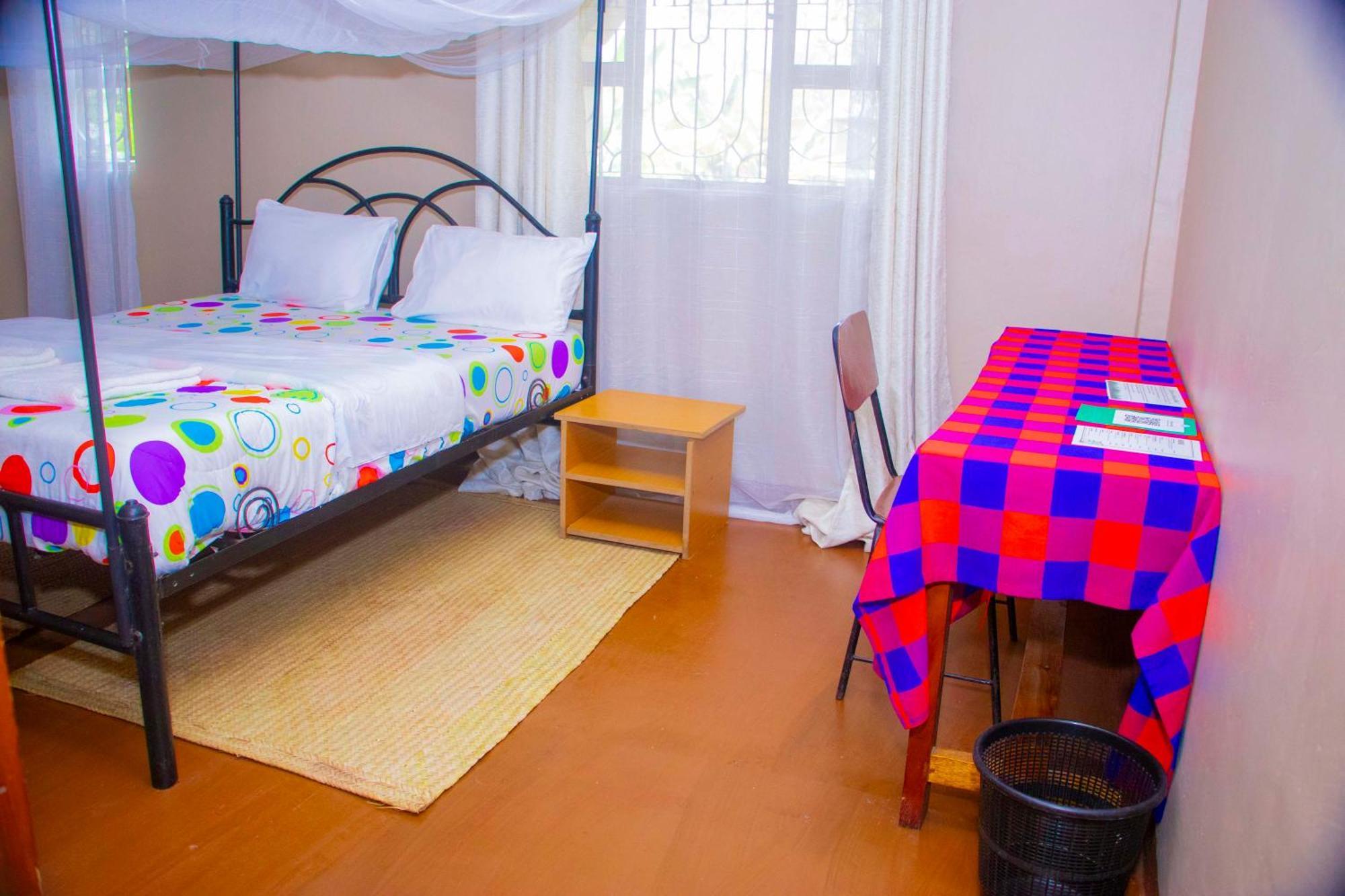 Shamba Hostel Usa River エクステリア 写真